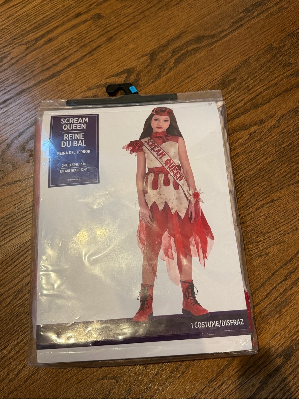 NEW Scream Queen size child large (12-14)